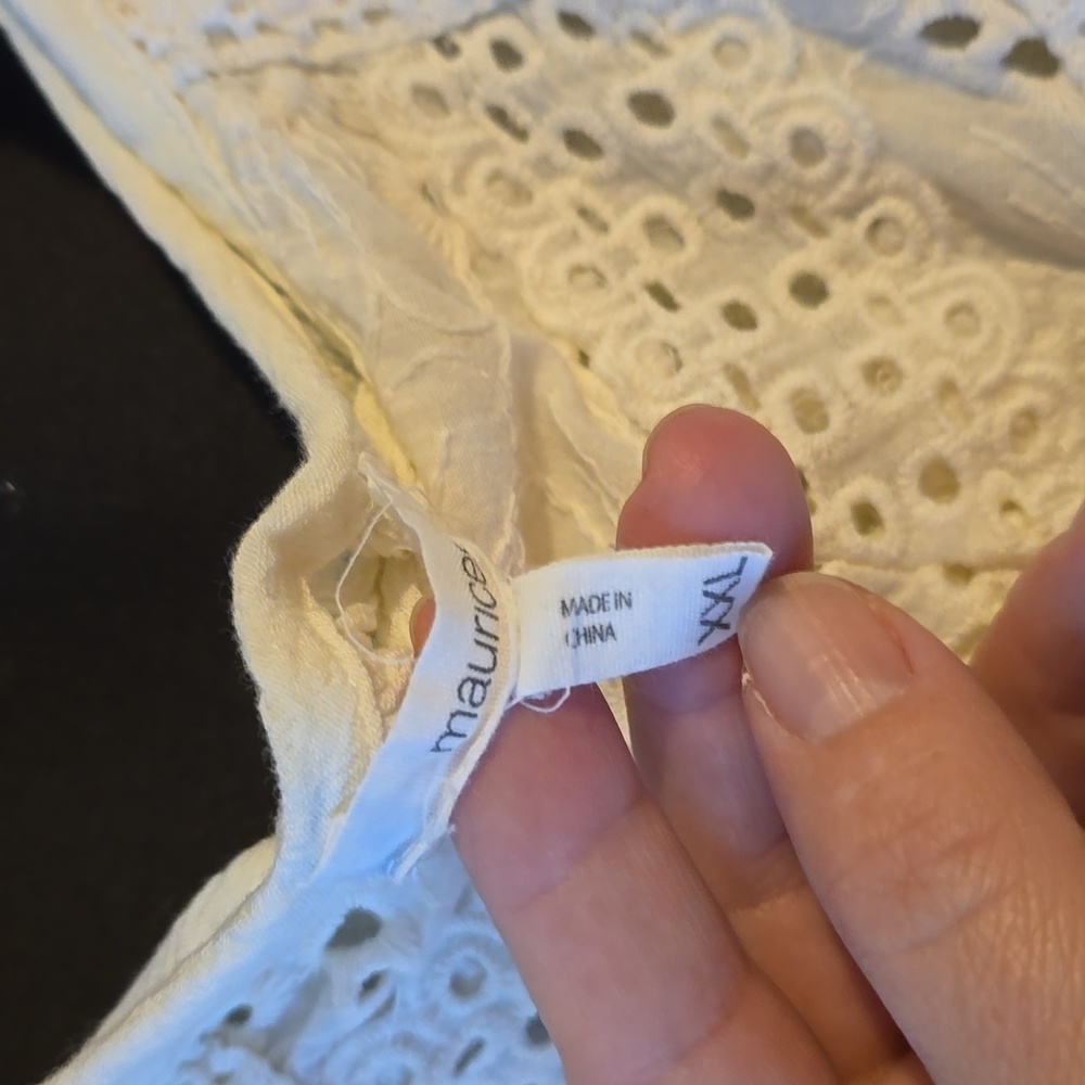 Off white spaghetti strap tank - Picture 4 of 4